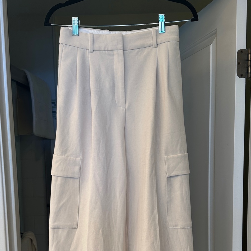 Aritzia Babaton Cargo Dress Pants - Picture 4 of 8